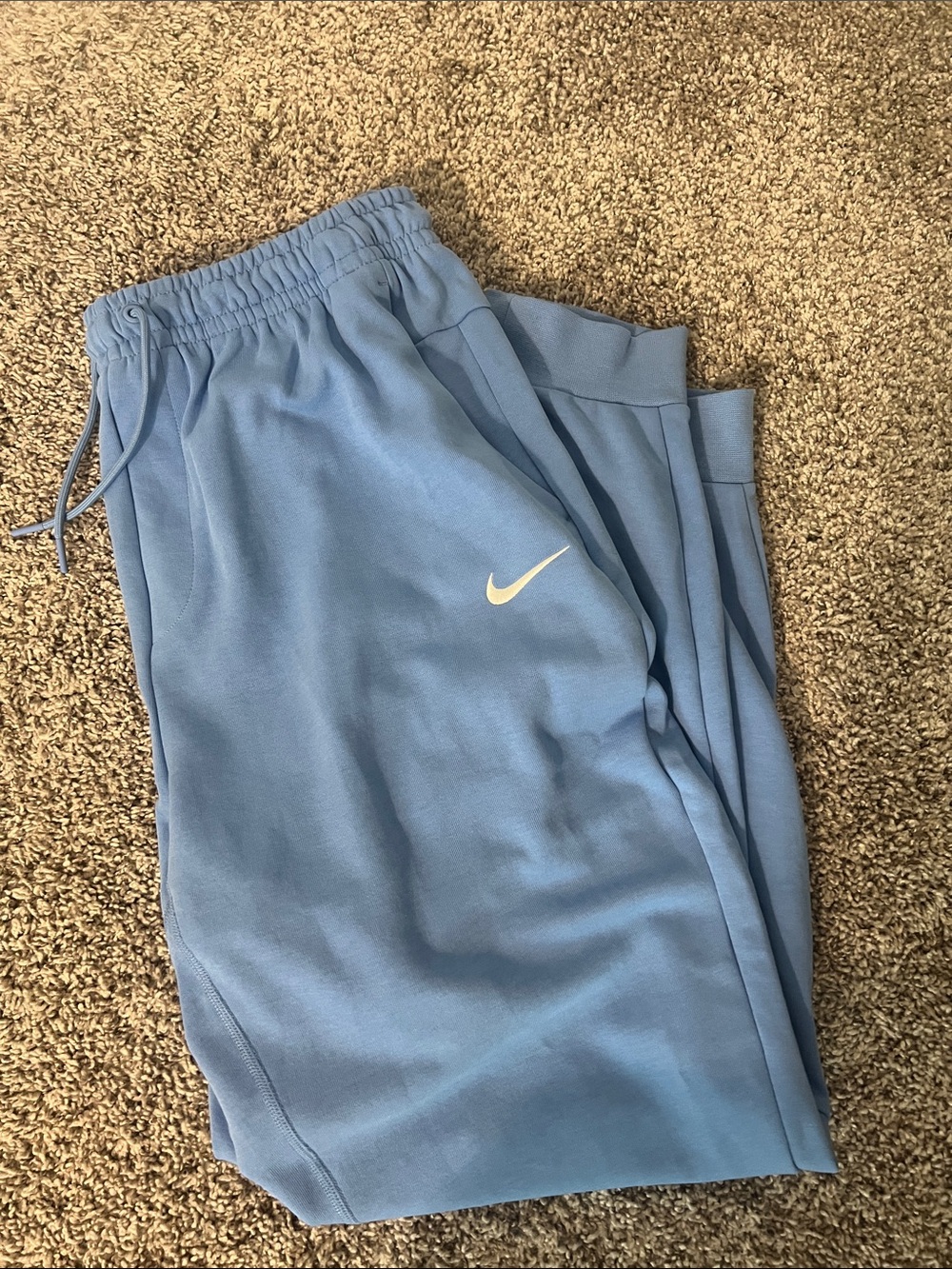 Nike Women’s Light Blue Jogger Sweatpants Cuffed NWT
